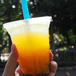 ロストリバークックハウス - スパークリングタピオカティー（マンゴー）