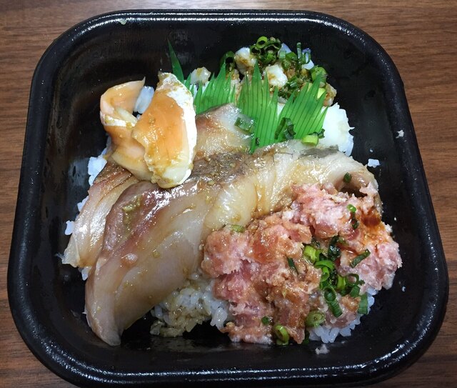 浜とみ 丼丸 稲沢店 国府宮 海鮮丼 食べログ
