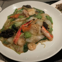 雪園 京橋店 - タラバ蟹の色合いが綺麗