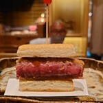 おにく 花柳 - カツサンド