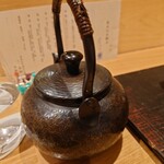 おにく 花柳 - 出汁