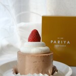 PARIYA - ストロベリーチョコレートショートケーキ