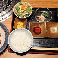 柳橋焼にく わにく - わにく盛りランチ