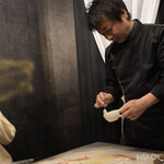 モトフサ アラキ - 