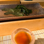 すし匠 - 定番お通し　若布と海ぶどう