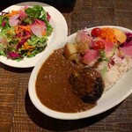 Bistro Avanti - 農園野菜カレー＋ハンバーグ