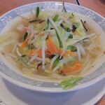 バーミヤン - Actual：”野菜たっぷりタンメン”、サッパリしたスープです。