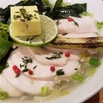 麺屋 六感堂 - わかめラーメン (白はまぐり出汁の塩バター風味)