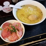 塩そば専門店 桑ばら - 鮪丼と鰹節の塩かけそば定食