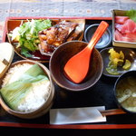 OBANZAI DINING CAFE OHASHI - まぐろのブツとまぐろカマの照り焼定食￥893