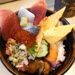 双子鮨 - 海鮮丼上1,000円