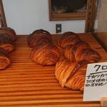 吉田パン - クロワッサン❗は一番右側に❗