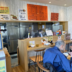 揚げたてコロッケ屋! - 内観　メニュー