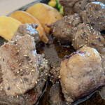 ジョイフル - なぜか牛肉は大好きな相方です…。なのに半分でギブアップって…(๐•̆ ·̭ •̆๐)