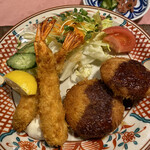 分家屋 - 海老フライとクリームコロッケ定食