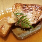 菅井 - 【焼き物】のどぐろ焼き浸し、里芋揚げ、よもぎ麩焼き