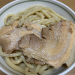 つけめん さなだ - 麺丼。本来はレアチャーが乗ってた気がする。