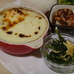 Ishigamapoporo - メインは  里芋と海老とアサリのグラタン
