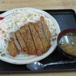 運玉食堂 - カツチャーハン700円