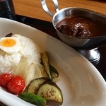 東洋軒　風人月下 - ほほ肉カレー