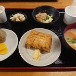 湧水茶屋 - 2021.04・湧水定食 1000円　見た目よりおなかいっぱいになる