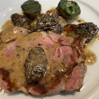 アーティショー - フランス産乳飲み仔牛のロースト