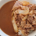 吉野家 - 料理写真:カリガリ肉だく牛カレー(並)¥598