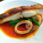 マルヤマ - ■マダイのポアレ  ～トマトソースガルダモン風味