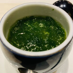 HAGI - 2.  発酵魚を食べて育った鶏の有精卵のフラン（洋風茶碗蒸し）、魚のコンソメスープ、青海苔