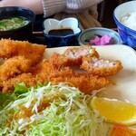 まるみ食堂 - チキンカツ定食。多いなあ