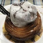 ブーランジェリー スドウ - 苺大福！？のデニッシュ！