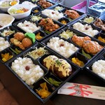 おかずのみはお弁当の料金から100円引きです