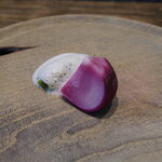 レヴォ - 腐葉土で固め焼いた一冬越した赤かぶ