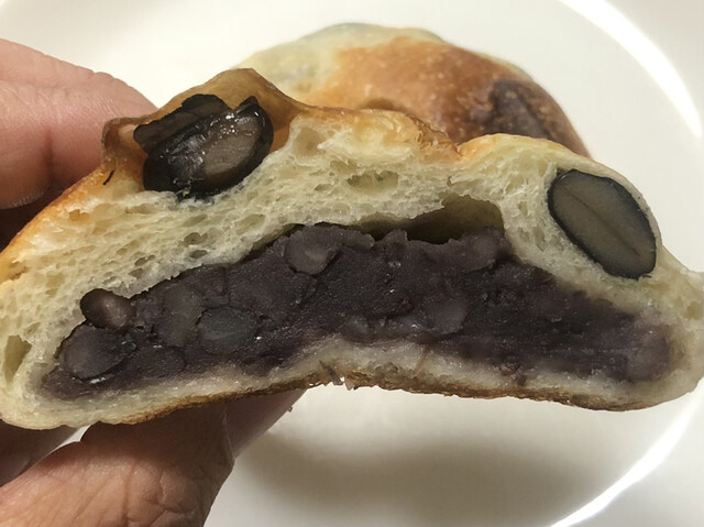 Brown Bakery Cafe Bar ブラウン ベーカリー カフェ バー 京橋 カフェ 食べログ