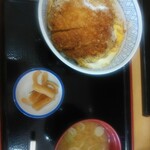 めん六や - かつ丼