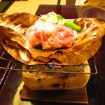 黒茶屋 - 若鶏の朴葉焼