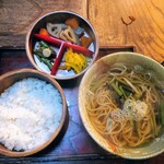 杵つきそば - 令和3年4月 ランチタイム
            山菜そば定食 税込900円