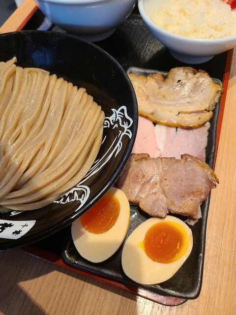 Kyoqmbrtsgneim Kyoqmbrtsgneim