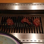 焼肉 一福 - ハラミ焼いてます