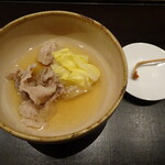 ガンツウ - いのししと白菜のうま煮