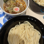 アンダーグラウンド ラーメン 頑者 - 