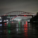 ガンツウ - 食事中　狭水道を航行中