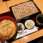 わらびや - かつ丼セット(980円)