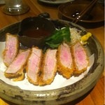 土禾 ヒジカ - ヒレカツ…本当に美味しかった！！
      レアで、外はサクサク、とっても柔らかくてジューシーなお肉です。