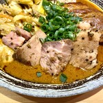 吉田カレー  - 角切りローストポーク