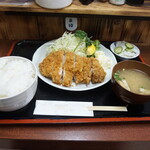 Tonkatsu Udagawa - ロースカツ定食B