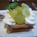 Maison de h-l'E´ridan - 私の分、ちょっと大きく切った。確信犯です