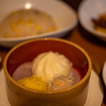 ヴォルケイニア・レストラン - 2021.4 点心三種（420円）