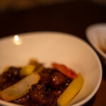 ヴォルケイニア・レストラン - 2021.4 黒酢の酢豚（980円）