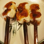 満田屋 - もちには田楽味噌。